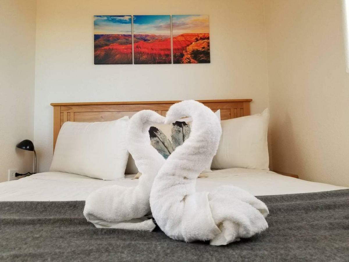 瓦莱072A Affordable Getaway Near South Rim Sleeps 4- No Kitchenette别墅 外观 照片