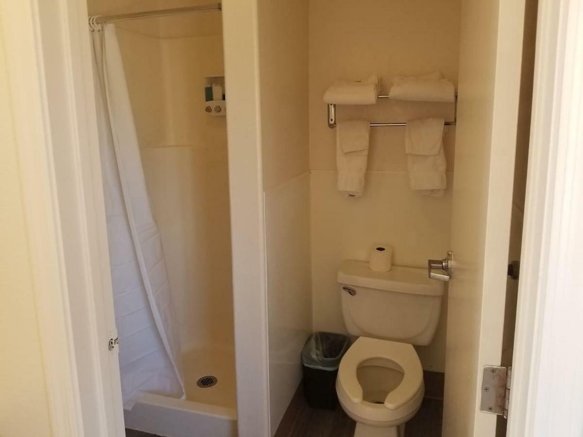 瓦莱072A Affordable Getaway Near South Rim Sleeps 4- No Kitchenette别墅 外观 照片