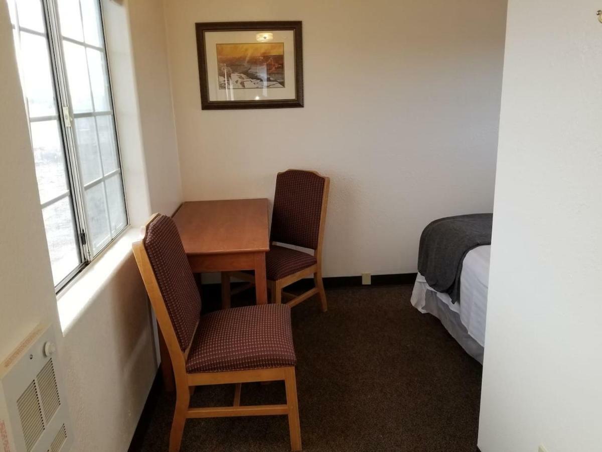 瓦莱072A Affordable Getaway Near South Rim Sleeps 4- No Kitchenette别墅 外观 照片